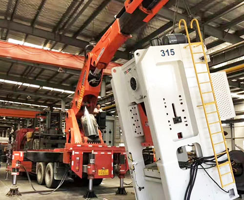 青岛李沧提升工作效率，选择优质折臂吊租赁服务