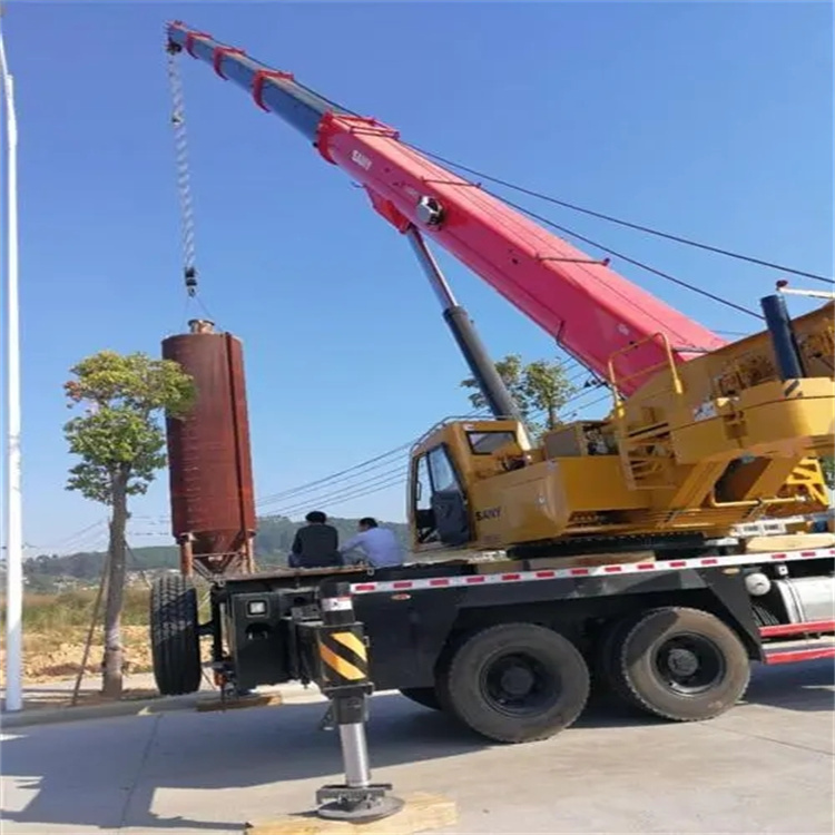 青岛李沧专业吊车租赁多少钱