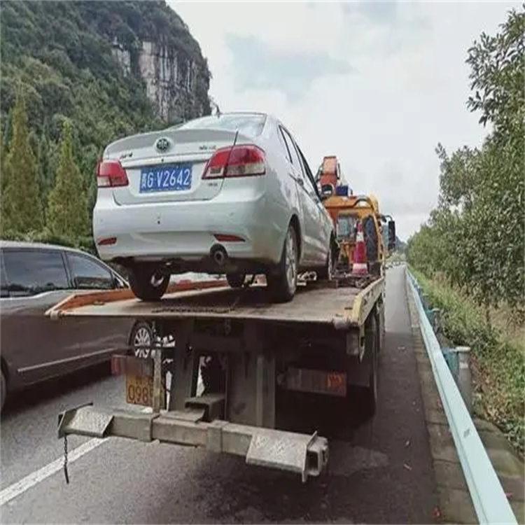 青岛李沧吊车吊小车正确部位