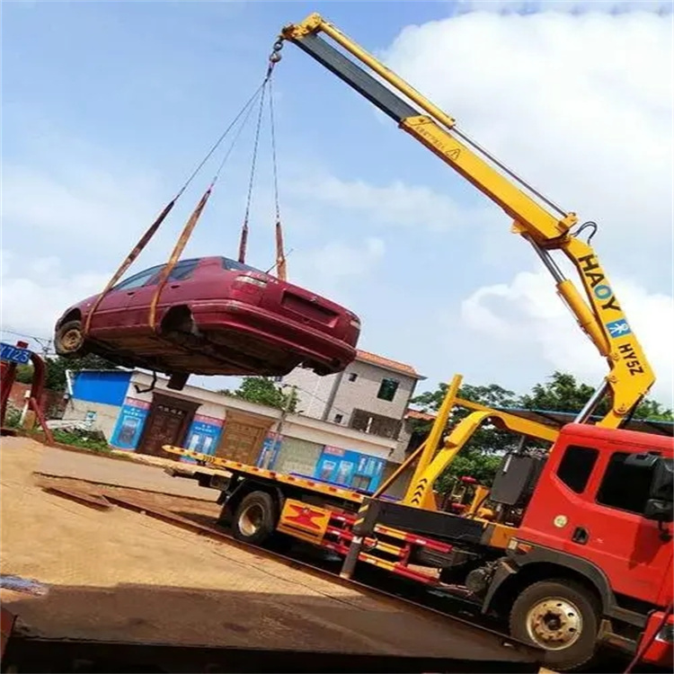 青岛李沧吊车吊汽车的正确方法