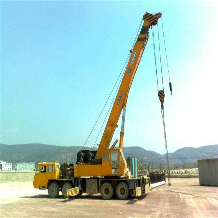 青岛李沧小型吊车出租价格是多少